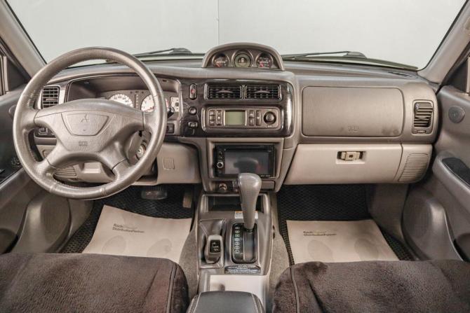 Mitsubishi Pajero III Рестайлинг с пробегом 2006 года, цена 1 699 000 рублей, 154000 км, внедорожник, Автокод Объявления