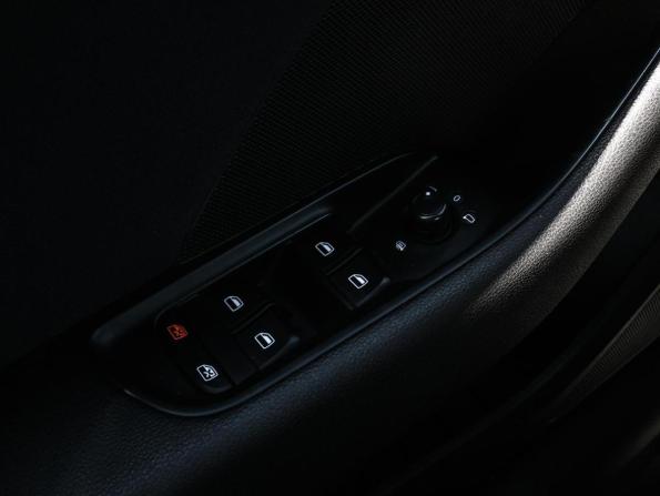 Audi A3 III (8V) с пробегом 2013 года, цена 1 399 000 рублей, 158818 км, хэтчбек, Автокод Объявления