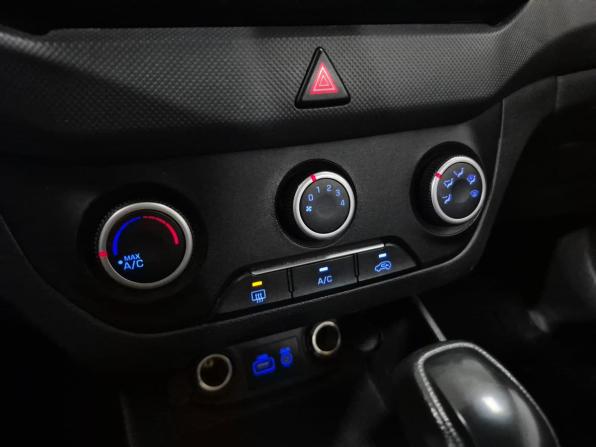 Hyundai Creta I с пробегом 2016 года, цена 1 460 000 рублей, 218883 км, внедорожник, Автокод Объявления