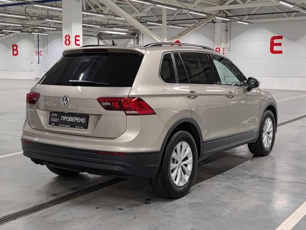Volkswagen Tiguan II с пробегом 2019 года, цена 1 815 000 рублей, 142000 км, внедорожник, Автокод Объявления