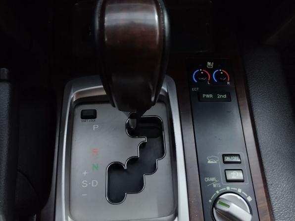 Toyota Land Cruiser 200 Series Рестайлинг 1 с пробегом 2015 года, цена 4 400 000 рублей, 265184 км, внедорожник, Автокод Объявления
