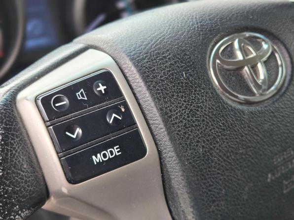 Toyota Land Cruiser Prado 150 Series с пробегом 2013 года, цена 2 599 000 рублей, 284000 км, внедорожник, Автокод Объявления