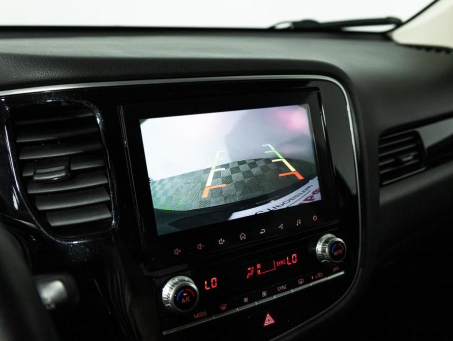 Mitsubishi Outlander III Рестайлинг 3 Санкт-Петербург  - изображение 17