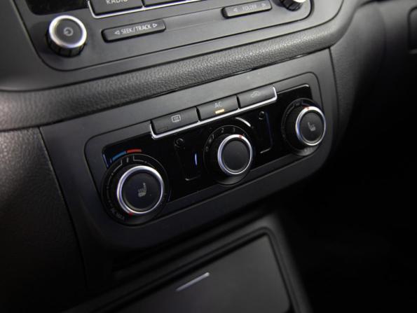 Volkswagen Golf Plus II с пробегом 2012 года, цена 949 000 рублей, 97316 км, хэтчбек, Автокод Объявления