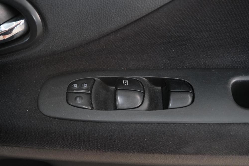 Nissan Serena IV (C26) Омск  - изображение 9