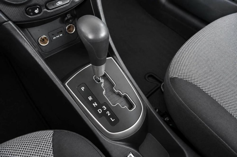 Hyundai Solaris I Калининград  - изображение 12