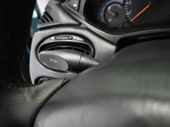 Ford Focus I (North America) с пробегом 2002 года, цена 269 900 рублей, 314476 км, седан, Автокод Объявления