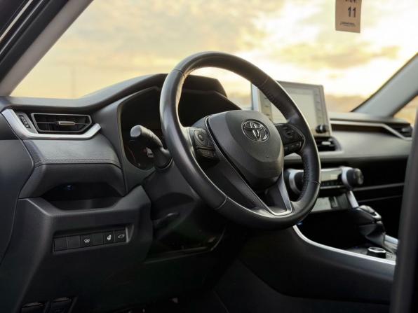 Toyota RAV4 V (XA50) с пробегом 2022 года, цена 3 100 000 рублей, 120000 км, внедорожник, Автокод Объявления