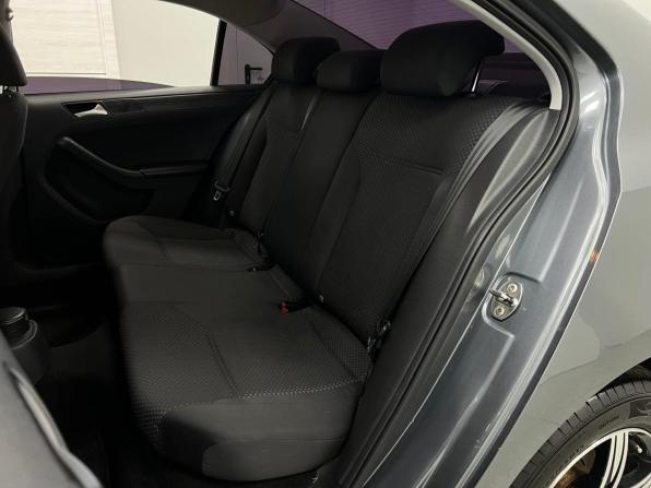 Volkswagen Jetta VI Рестайлинг с пробегом 2014 года, цена 1 070 000 рублей, 155271 км, седан, Автокод Объявления