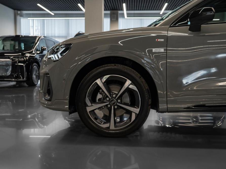 Audi Q3 II (F3) Москва  - изображение 25