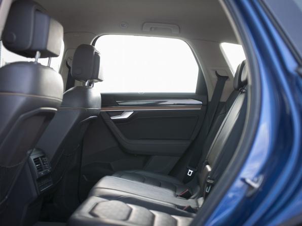 Volkswagen Touareg III с пробегом 2019 года, цена 3 900 000 рублей, 377882 км, внедорожник, Автокод Объявления
