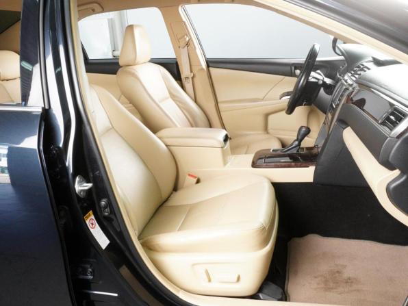 Toyota Camry VII (XV50) Рестайлинг с пробегом 2016 года, цена 2 100 000 рублей, 241581 км, седан, Автокод Объявления
