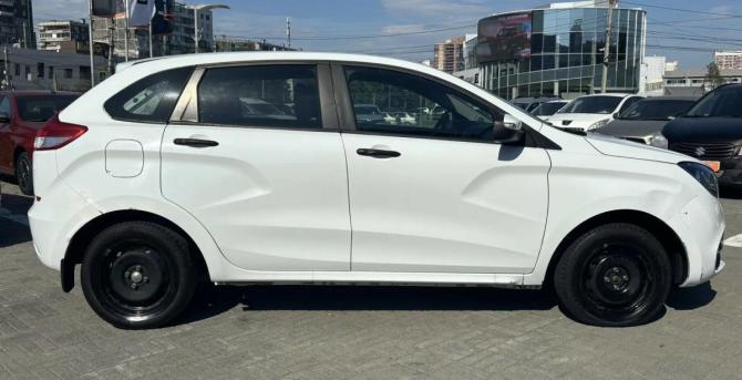 Lada (ВАЗ) XRAY I с пробегом 2017 года, цена 550 000 рублей, 132000 км, хэтчбек, Автокод Объявления