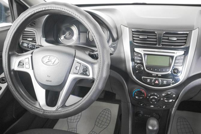 Hyundai Solaris I с пробегом 2011 года, цена 879 000 рублей, 133000 км, хэтчбек, Автокод Объявления