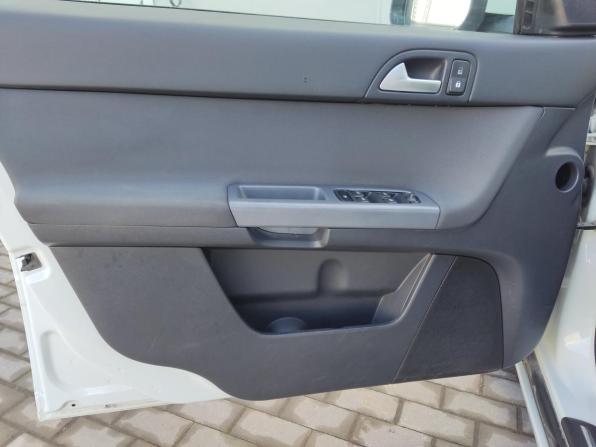 Volvo S40 II Рестайлинг с пробегом 2012 года, цена 620 000 рублей, 119000 км, седан, Автокод Объявления