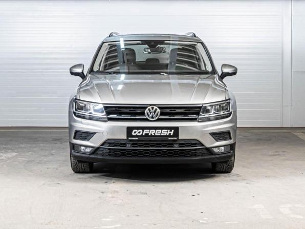 Volkswagen Tiguan II с пробегом 2019 года, цена 2 299 000 рублей, 90246 км, внедорожник, Автокод Объявления