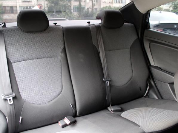 Hyundai Solaris I с пробегом 2013 года, цена 1 060 000 рублей, 89733 км, седан, Автокод Объявления
