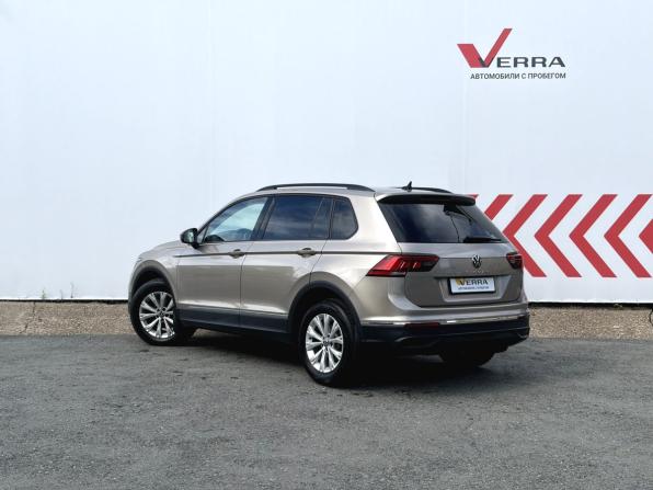 Volkswagen Tiguan II Рестайлинг с пробегом 2021 года, цена 2 890 000 рублей, 62309 км, внедорожник, Автокод Объявления