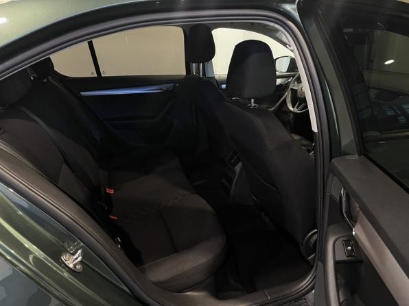 Skoda Octavia III (A7) Рестайлинг с пробегом 2019 года, цена 1 671 000 рублей, 142935 км, лифтбек, Автокод Объявления