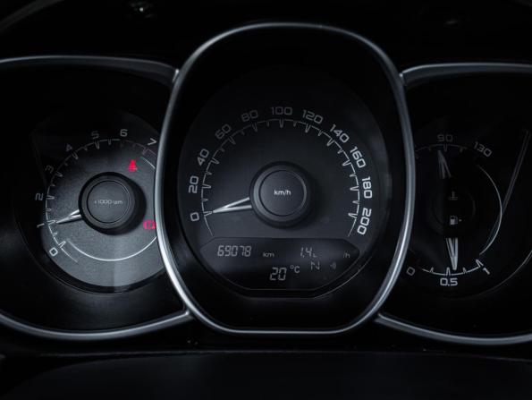 Lada (ВАЗ) Vesta I с пробегом 2017 года, цена 890 000 рублей, 69077 км, седан, Автокод Объявления