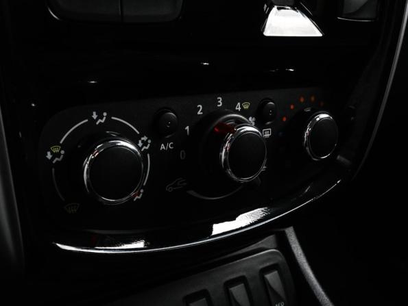 Nissan Terrano III (D10) с пробегом 2020 года, цена 1 395 000 рублей, 60590 км, внедорожник, Автокод Объявления