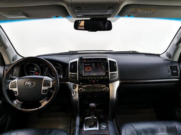 Toyota Land Cruiser 200 Series Рестайлинг 1 с пробегом 2014 года, цена 4 100 000 рублей, 230529 км, внедорожник, Автокод Объявления