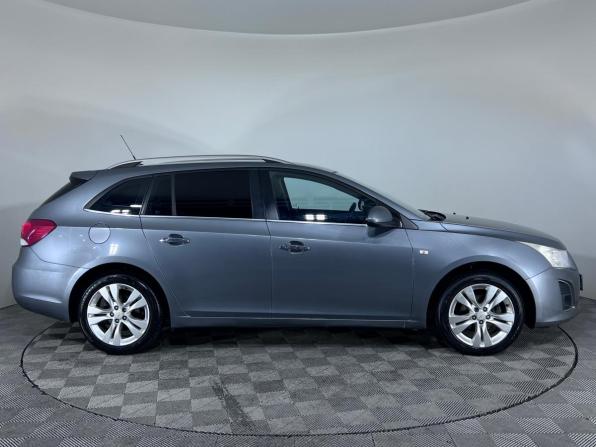 Chevrolet Cruze I Рестайлинг с пробегом 2013 года, цена 765 000 рублей, 256294 км, универсал, Автокод Объявления