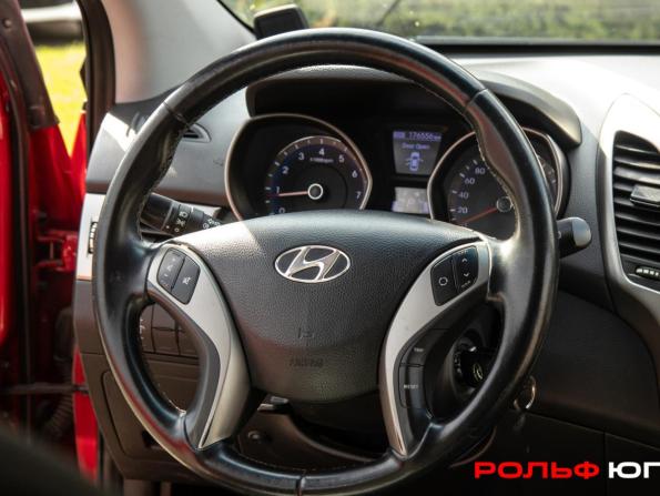 Hyundai i30 II с пробегом 2013 года, цена 968 000 рублей, 176555 км, хэтчбек, Автокод Объявления