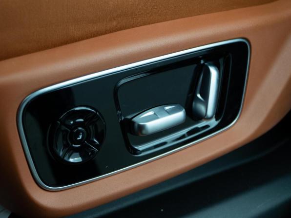 Li Auto (Lixiang) L7 I Рестайлинг с пробегом 2025 года, цена 8 399 050 рублей, 93 км, внедорожник, Автокод Объявления