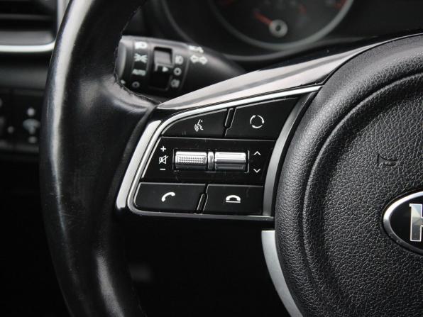 Kia Sportage IV Рестайлинг с пробегом 2020 года, цена 2 099 000 рублей, 113596 км, внедорожник, Автокод Объявления