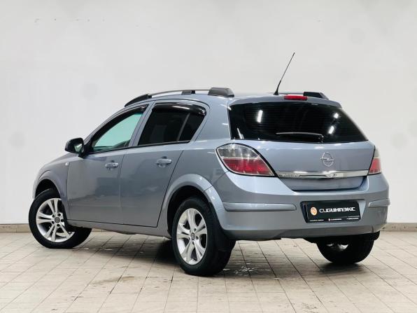 Opel Astra H Рестайлинг с пробегом 2010 года, цена 650 000 рублей, 180000 км, хэтчбек, Автокод Объявления