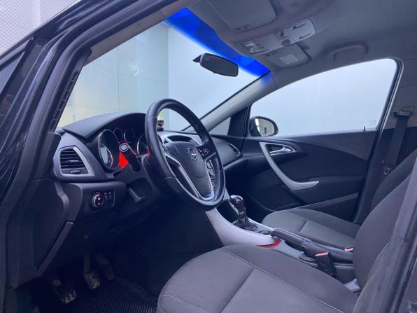 Opel Astra J с пробегом 2010 года, цена 499 000 рублей, 220000 км, хэтчбек, Автокод Объявления