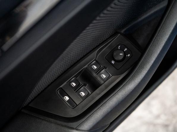 Skoda Octavia IV (A8) с пробегом 2021 года, цена 2 150 000 рублей, 45390 км, лифтбек, Автокод Объявления