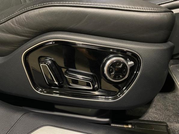 Audi A8 III (D4) Рестайлинг с пробегом 2015 года, цена 2 900 000 рублей, 139957 км, седан, Автокод Объявления
