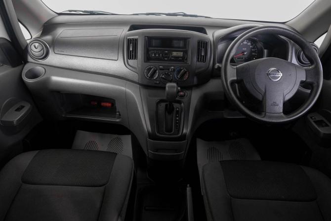 Nissan NV200 с пробегом 2018 года, цена 1 549 000 рублей, 102000 км, минивэн, Автокод Объявления