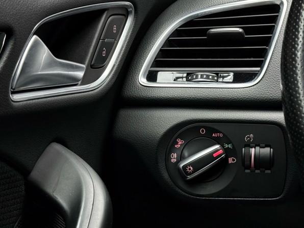 Audi Q3 I (8U) Рестайлинг с пробегом 2017 года, цена 2 149 000 рублей, 165018 км, внедорожник, Автокод Объявления