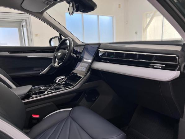 Geely Atlas II с пробегом 2024 года, цена 2 930 000 рублей, 32642 км, внедорожник, Автокод Объявления