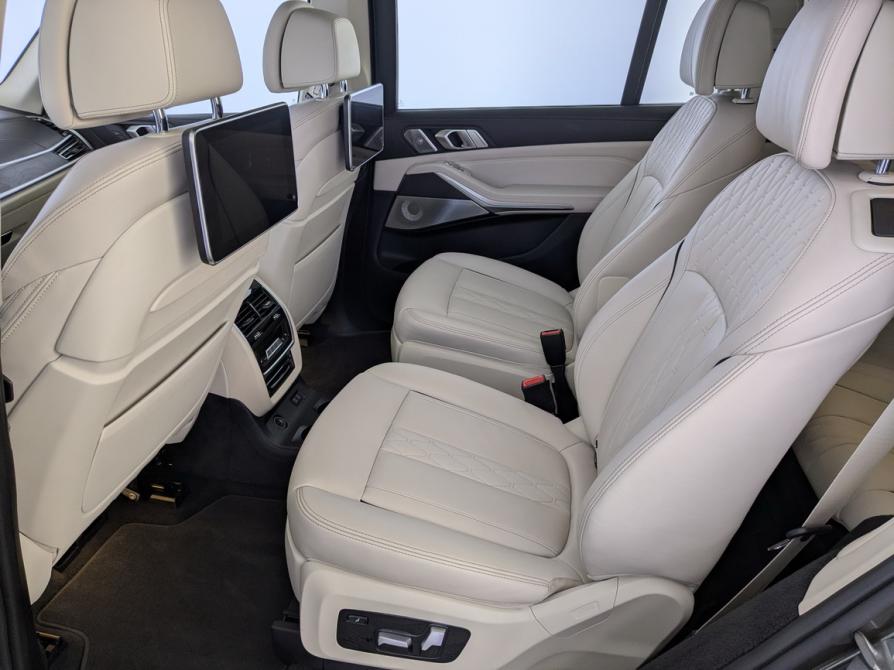 BMW X7 I (G07) Москва  - изображение 12