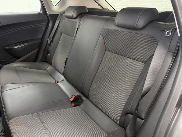 Opel Astra J с пробегом 2011 года, цена 640 001 рубль, 208000 км, хэтчбек, Автокод Объявления