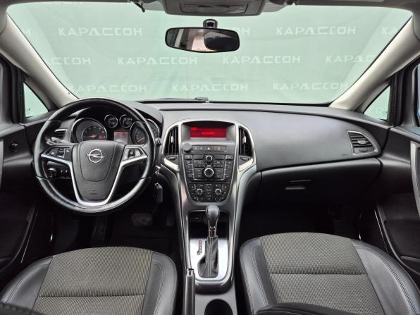 Opel Astra J с пробегом 2011 года, цена 650 000 рублей, 178553 км, хэтчбек, Автокод Объявления