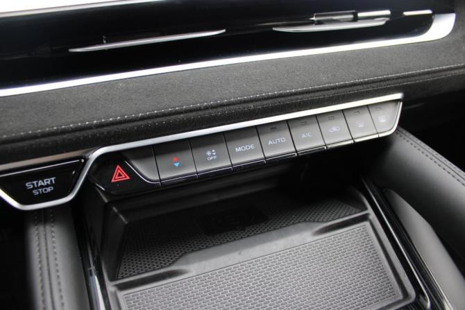Geely Monjaro I с пробегом 2024 года, цена 3 150 000 рублей, 64000 км, внедорожник, Автокод Объявления