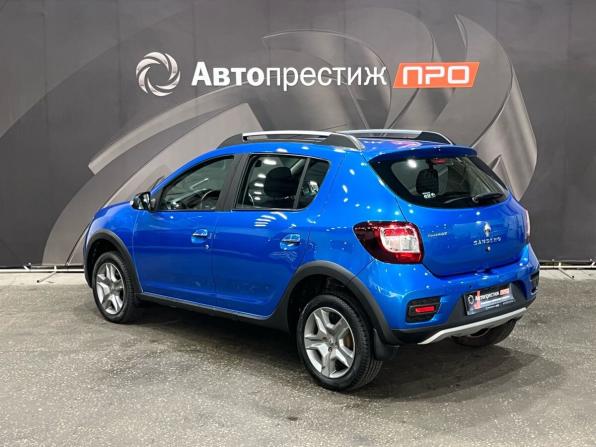 Renault Sandero II с пробегом 2018 года, цена 1 194 000 рублей, 87200 км, хэтчбек, Автокод Объявления