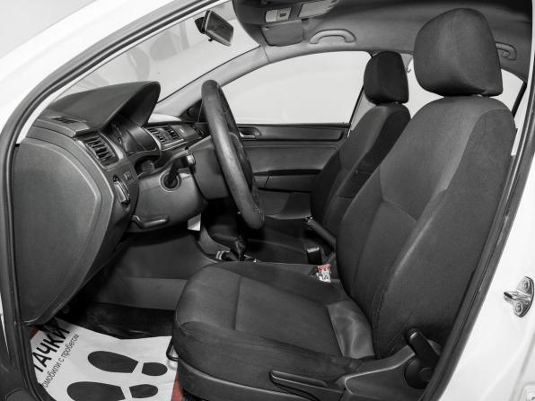 Skoda Rapid I с пробегом 2016 года, цена 499 500 рублей, 295410 км, лифтбек, Автокод Объявления