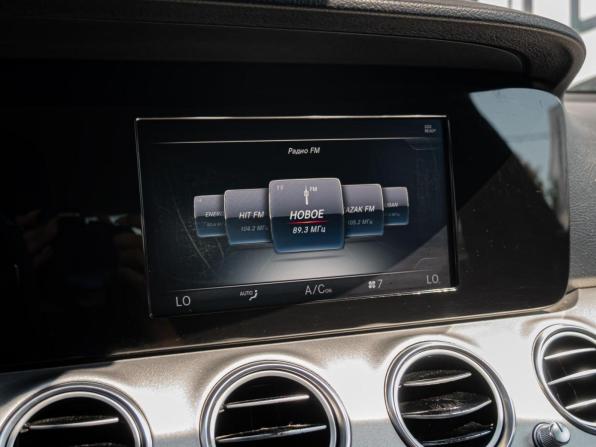 Mercedes-Benz E-Класс V (W213 S213 C238) с пробегом 2018 года, цена 2 200 000 рублей, 278572 км, седан, Автокод Объявления