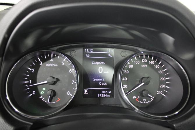 Nissan Qashqai II с пробегом 2018 года, цена 1 999 000 рублей, 97167 км, внедорожник, Автокод Объявления