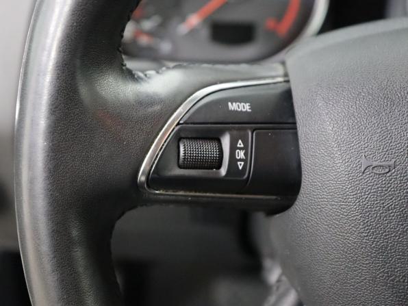 Audi Q7 I (4L) Рестайлинг с пробегом 2013 года, цена 2 549 000 рублей, 100162 км, внедорожник, Автокод Объявления