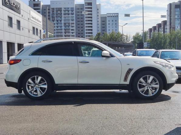 Infiniti FX II (S51) Рестайлинг с пробегом 2013 года, цена 1 670 000 рублей, 100000 км, внедорожник, Автокод Объявления