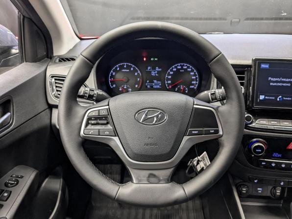 Hyundai Solaris II Рестайлинг с пробегом 2021 года, цена 1 515 000 рублей, 83226 км, седан, Автокод Объявления