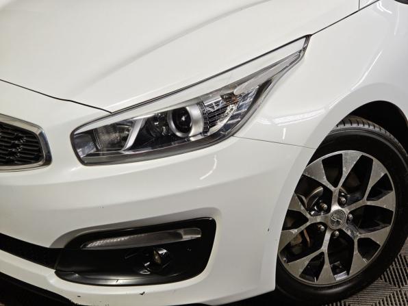 Kia Ceed II Рестайлинг с пробегом 2016 года, цена 1 165 000 рублей, 117396 км, хэтчбек, Автокод Объявления