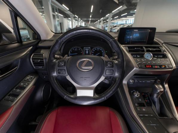 Lexus NX I Рестайлинг с пробегом 2017 года, цена 3 450 000 рублей, 112359 км, внедорожник, Автокод Объявления